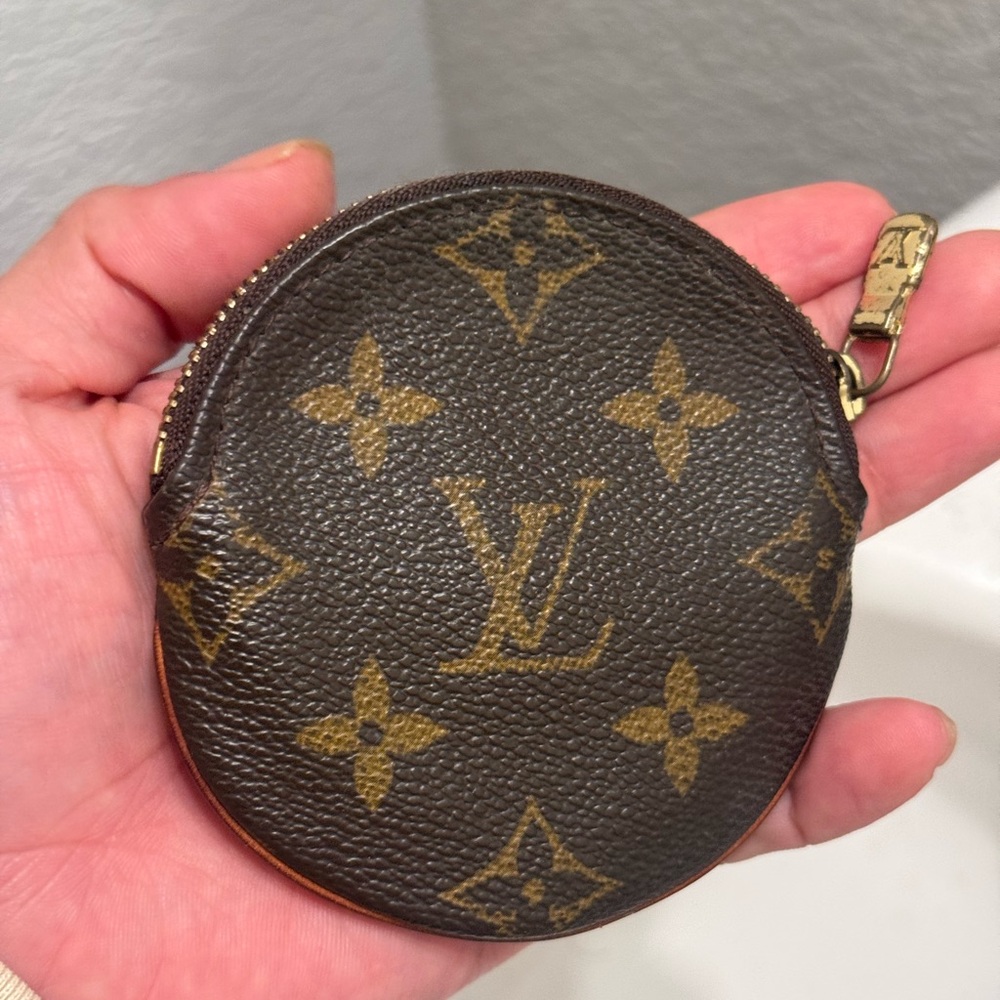 Louis Vuitton Monogram Round Coin Pouch - Brown/Gold vintage rare purse - Picture 2 of 8